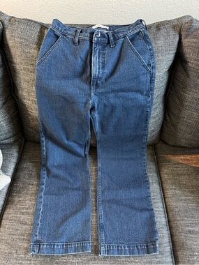 Abercrombie & Fitch The 90’s Relaxed Jean High Rise Size 27 - 4 Short